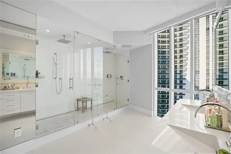 15811 Collins Avenue Sunny Isles Beach FL 33160