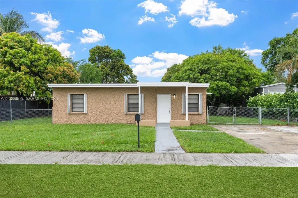 15730 NW 159th St Road Miami Gardens FL 33054