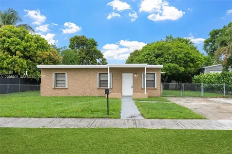 15730 NW 159th St Road Miami Gardens FL 33054