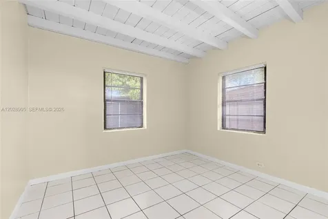 15730 NW 159th St Road Miami Gardens FL 33054