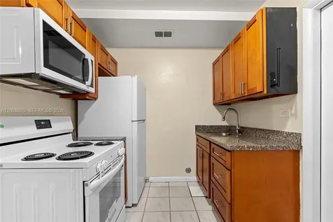 15730 NW 159th St Road Miami Gardens FL 33054