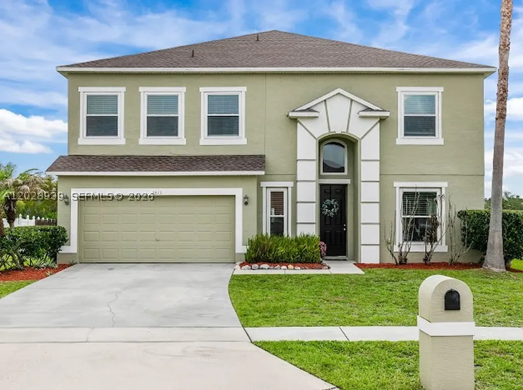2813 Village Pine Terrace Orlando FL 32833