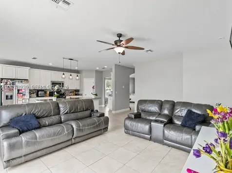 2813 Village Pine Terrace Orlando FL 32833