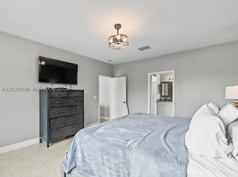 2813 Village Pine Terrace Orlando FL 32833
