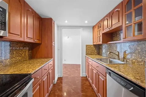 900 Bay Drive Miami Beach FL 33141