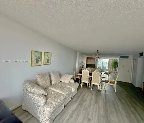 2101 S Ocean Drive Hollywood FL 33019