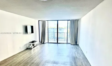 2101 S Ocean Drive Hollywood FL 33019