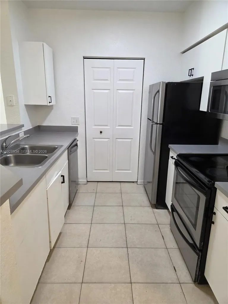 1308 Belmont Lane North Lauderdale FL 33068