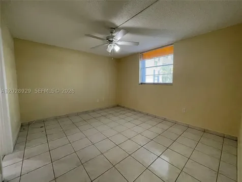 10090 NW 80th Court Hialeah Gardens FL 33016