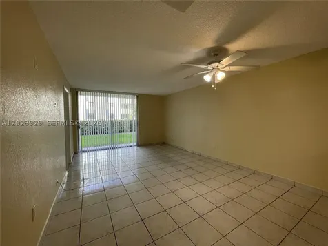 10090 NW 80th Court Hialeah Gardens FL 33016