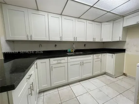 10090 NW 80th Court Hialeah Gardens FL 33016