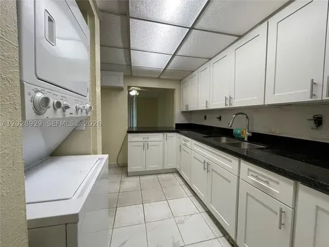 10090 NW 80th Court Hialeah Gardens FL 33016