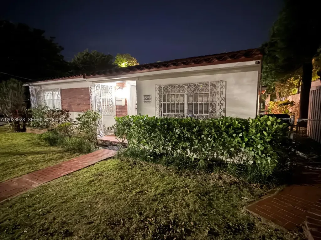 3600 SW 26th Street Miami FL 33133
