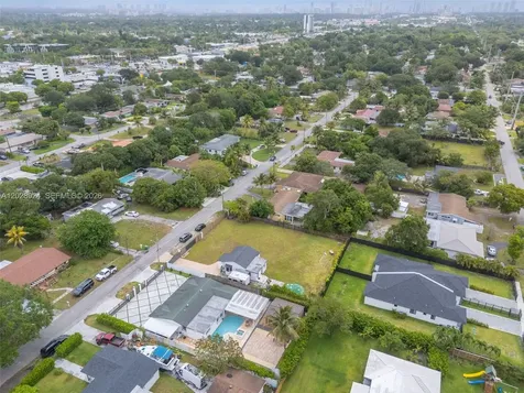 46 NE 164th Street Miami FL 33162