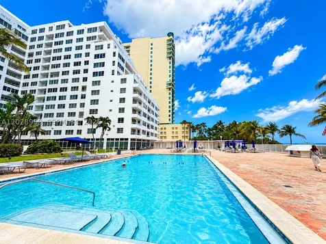 5005 Collins Avenue Miami Beach FL 33140