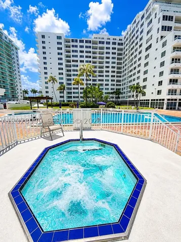 5005 Collins Avenue Miami Beach FL 33140