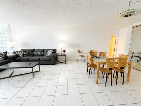 5005 Collins Avenue Miami Beach FL 33140