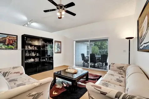 13331 NW 11th Lane Sunrise FL 33323