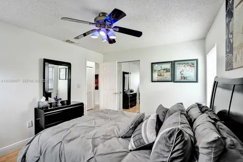 13331 NW 11th Lane Sunrise FL 33323