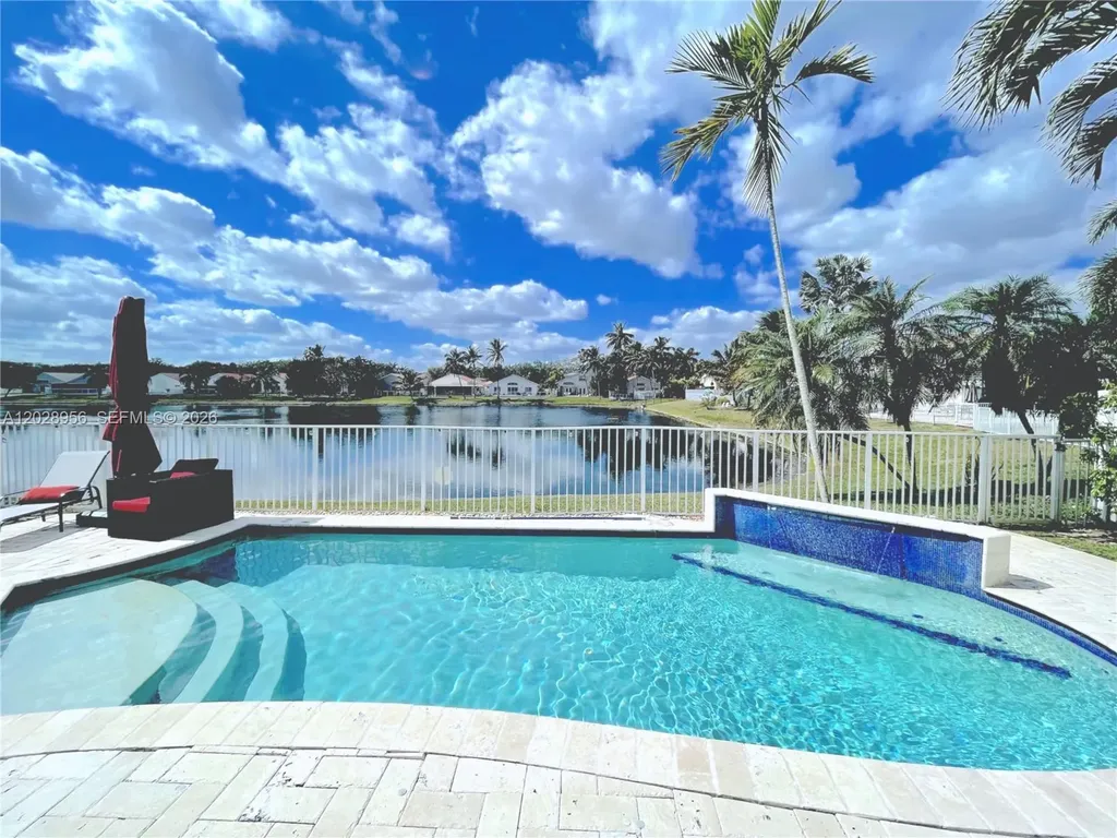 4923 SW 33rd Way Hollywood FL 33312