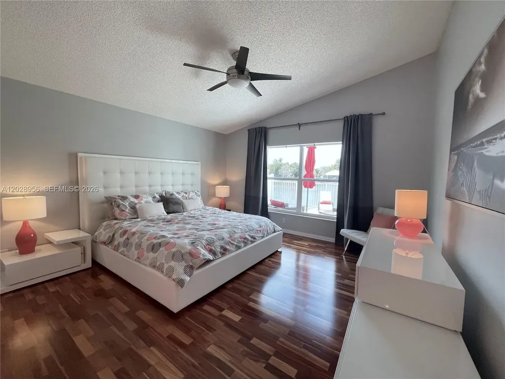 4923 SW 33rd Way Hollywood FL 33312