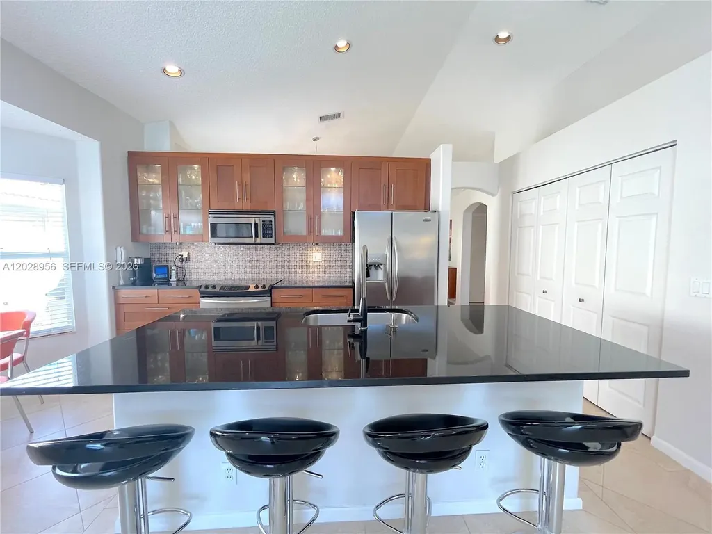 4923 SW 33rd Way Hollywood FL 33312