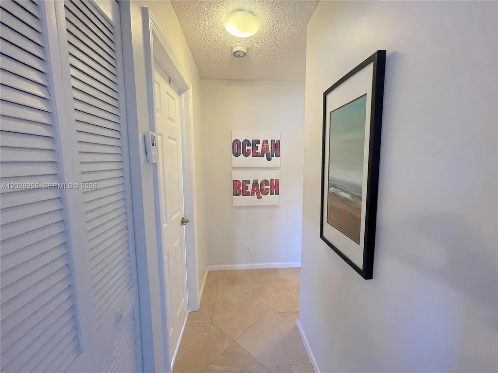 4923 SW 33rd Way Hollywood FL 33312