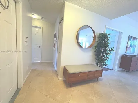 4923 SW 33rd Way Hollywood FL 33312