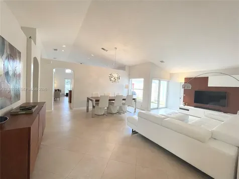 4923 SW 33rd Way Hollywood FL 33312