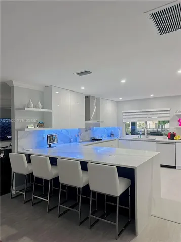 5680 SW 7th Street Plantation FL 33317