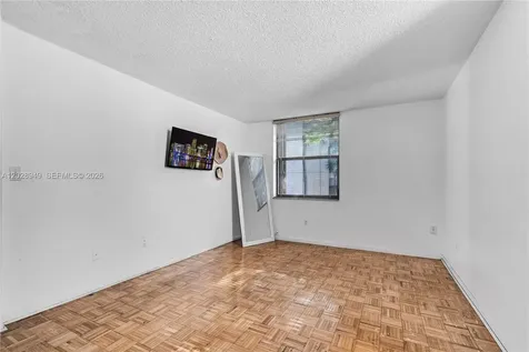 14501 N Kendall Drive Miami FL 33186