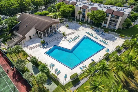14501 N Kendall Drive Miami FL 33186
