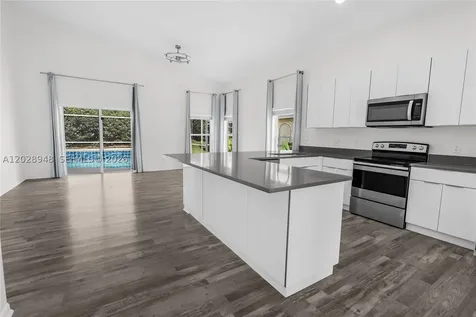 434 Castlemain Davenport FL 33897
