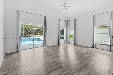 434 Castlemain Davenport FL 33897
