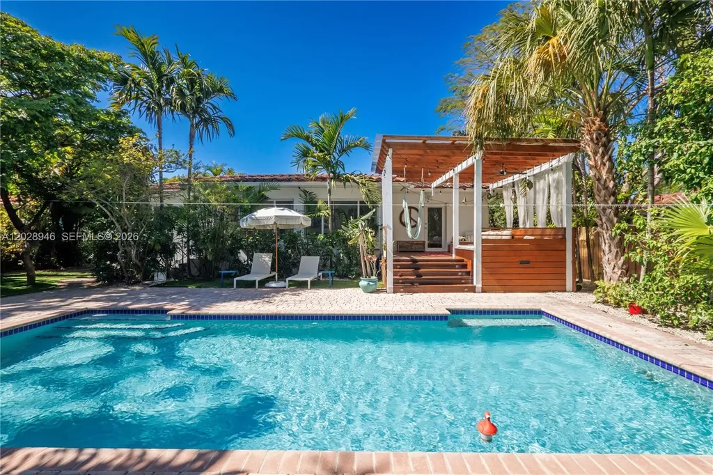528 NE 72nd Street Miami FL 33138