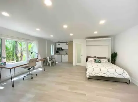 528 NE 72nd Street Miami FL 33138