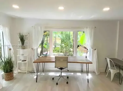 528 NE 72nd Street Miami FL 33138