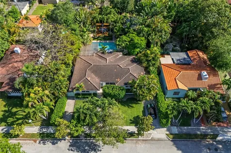 528 NE 72nd Street Miami FL 33138