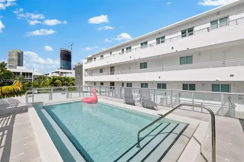421 Meridian Avenue Miami Beach FL 33139