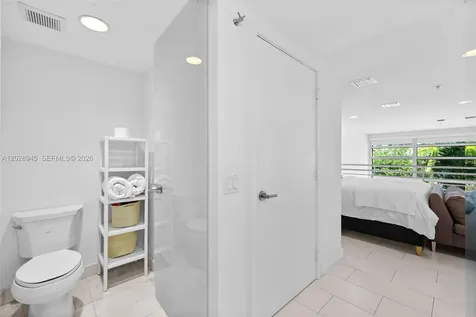421 Meridian Avenue Miami Beach FL 33139