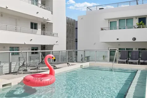421 Meridian Avenue Miami Beach FL 33139