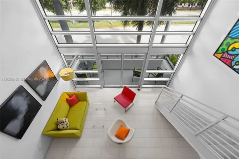 421 Meridian Avenue Miami Beach FL 33139