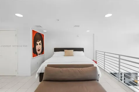421 Meridian Avenue Miami Beach FL 33139