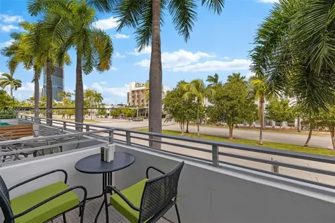 421 Meridian Avenue Miami Beach FL 33139