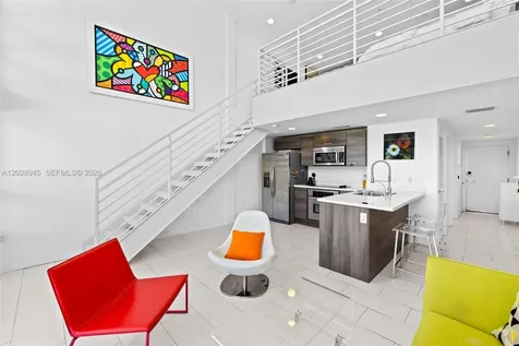 421 Meridian Avenue Miami Beach FL 33139