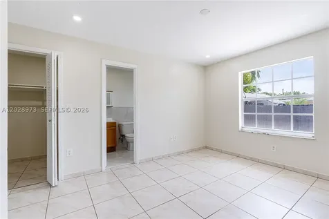 1214 NW 34th Avenue Miami FL 33125
