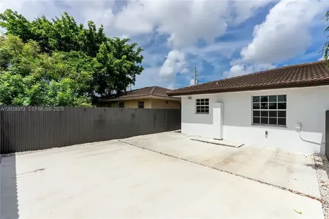 1214 NW 34th Avenue Miami FL 33125