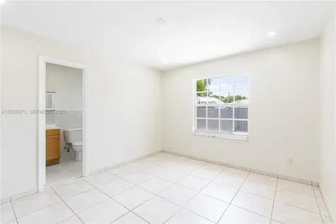 1214 NW 34th Avenue Miami FL 33125
