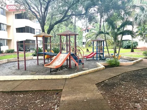 7451 NW 16th Street Plantation FL 33313