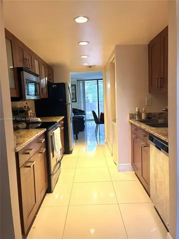 7451 NW 16th Street Plantation FL 33313